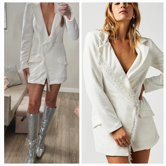 Patbo Velvet Beaded Blazer Dress - Picture 4 of 16